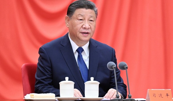 习近平：把中央八项规定作为铁规矩、硬杠杠